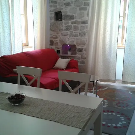Apartamento Old Town Mila *