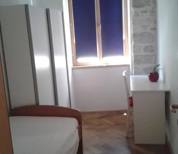 Old Town Mila * Split